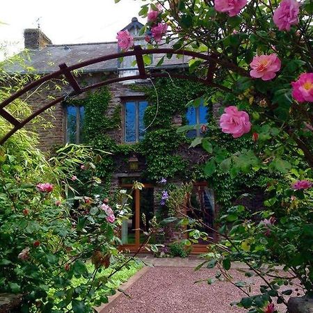 Gite Du Charme En Broceliande 莫龙 外观 照片